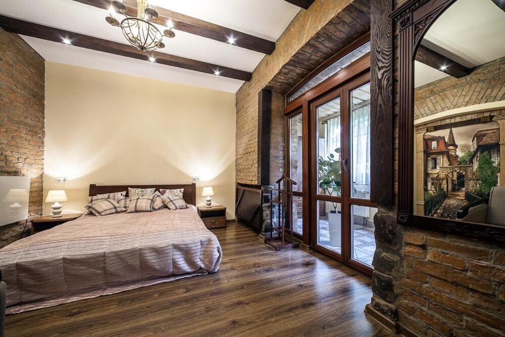 Austrian Apartment Lviv Exteriör bild